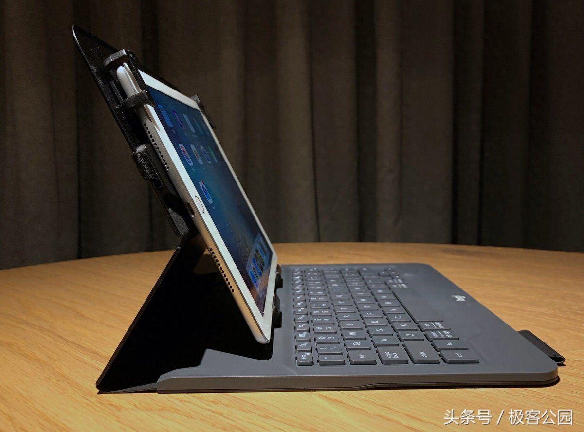 罗技键盘怎么连接ipad（罗技 K760 蓝牙键盘入手体验）