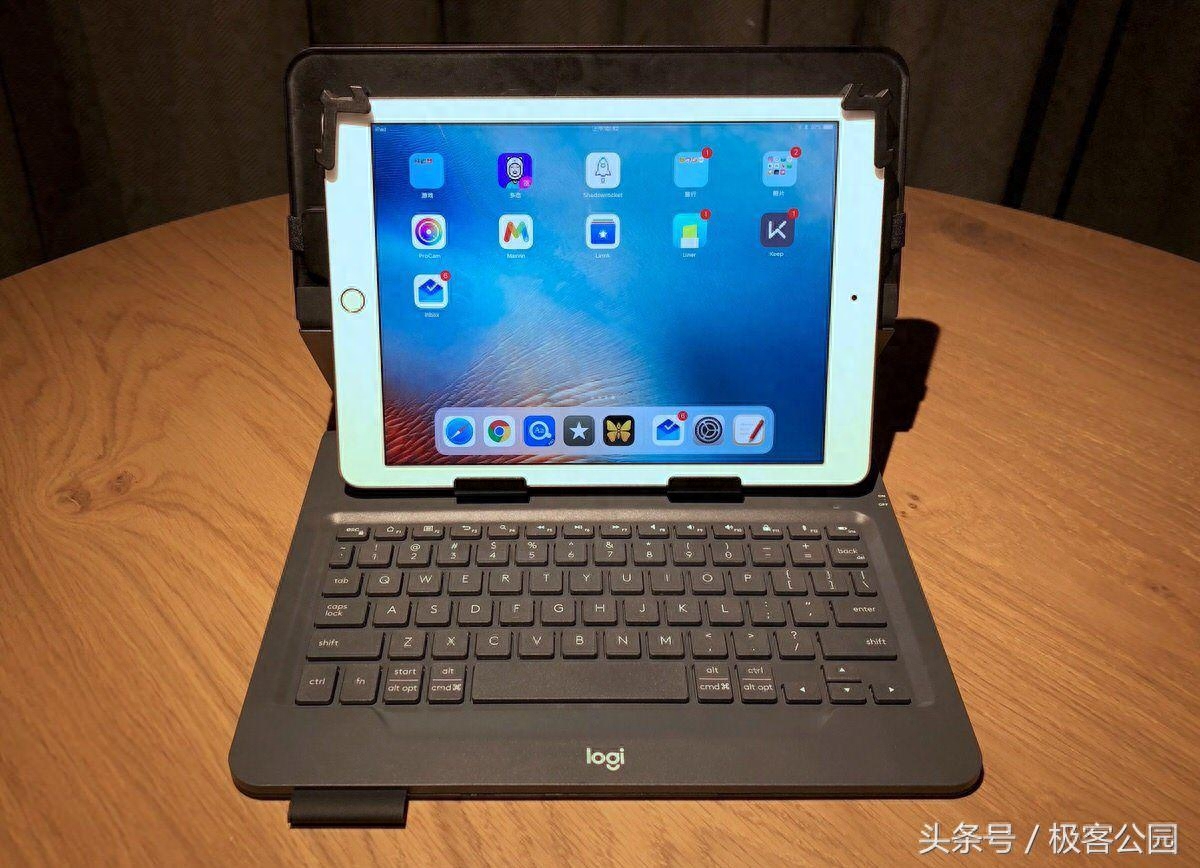 罗技键盘怎么连接ipad（罗技 K760 蓝牙键盘入手体验）