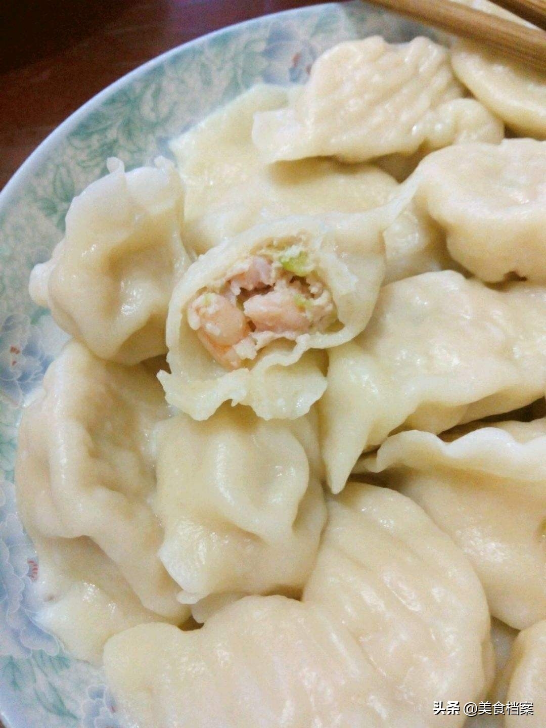 虾仁最适合跟什么在一起做饺子馅(虾仁饺子馅调配制作方法)