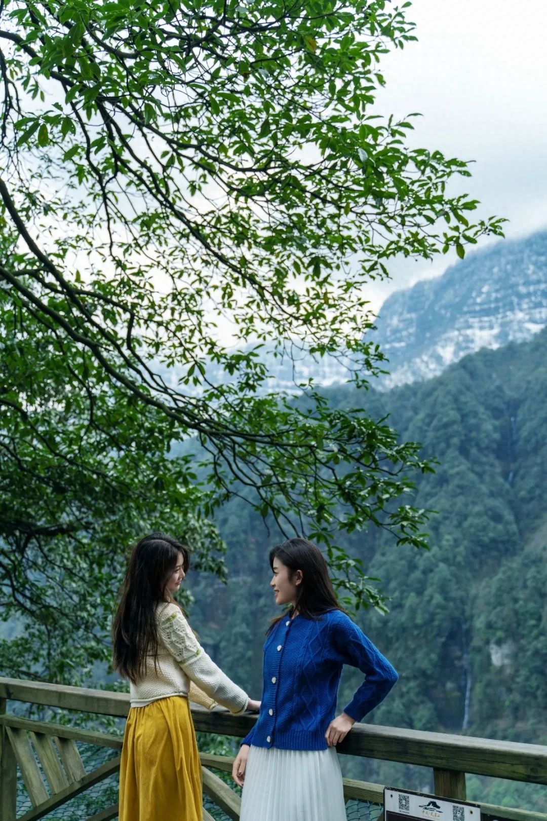 适合下雨天旅游景点（ 下雨天的瓦屋山美景分享）