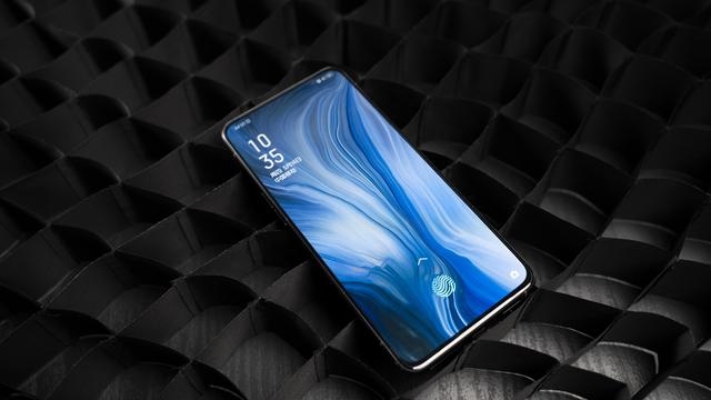 opporeno10倍变焦版参数配置（Oppo Reno上手测评）