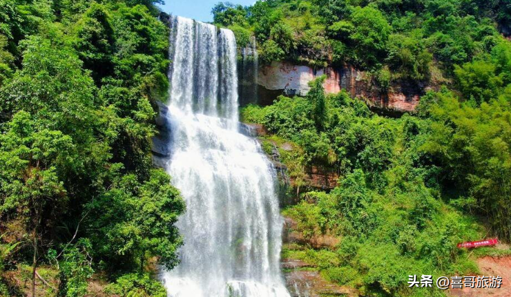 自贡旅游攻略景点必去（自贡旅游十大必去景点）